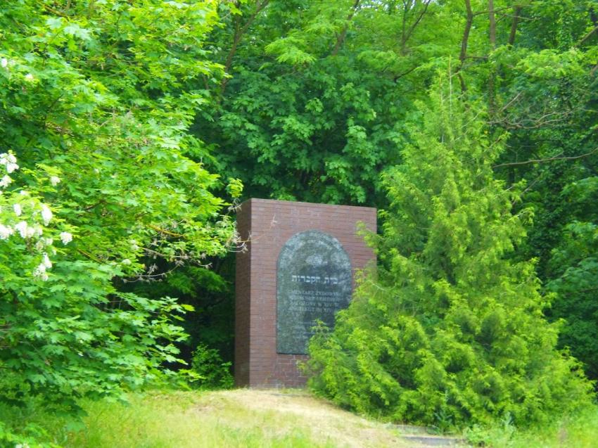 Jüdischer Friedhof, photo: Roland Semik